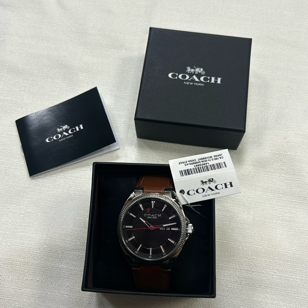 Coach Men’s Watch 🆕⌚️ - Picture 6 of 6